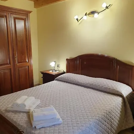 Estia Bed & Breakfast 3*