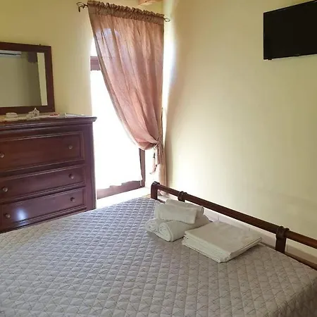 Estia Bed & Breakfast
