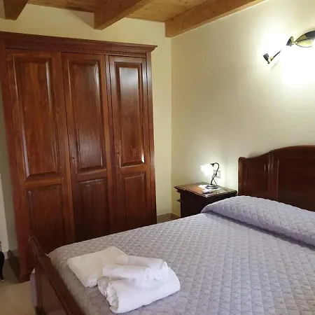 Bed & Breakfast Estia Scano Montiferro