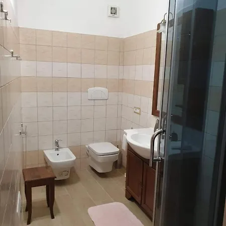 Bed & Breakfast Estia 3*